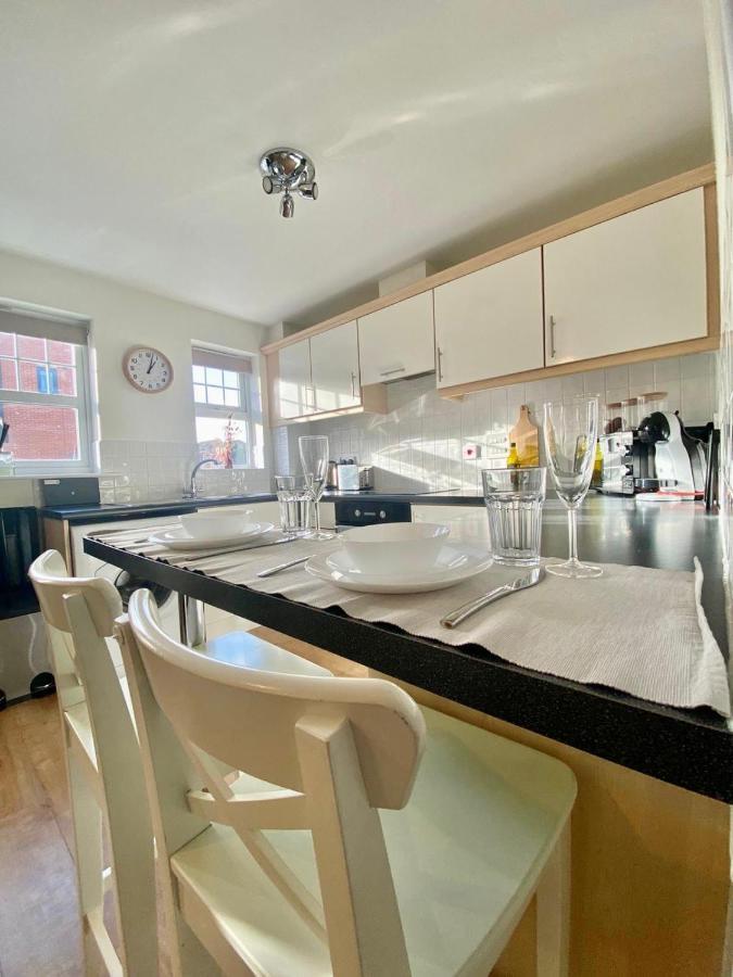 Chase Heights Apartment Ръджли Екстериор снимка